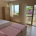 Sea & Gardenview Apartment