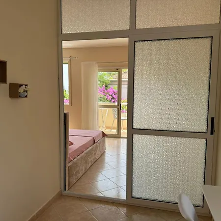 Apartment Sea & Gardenview Durres